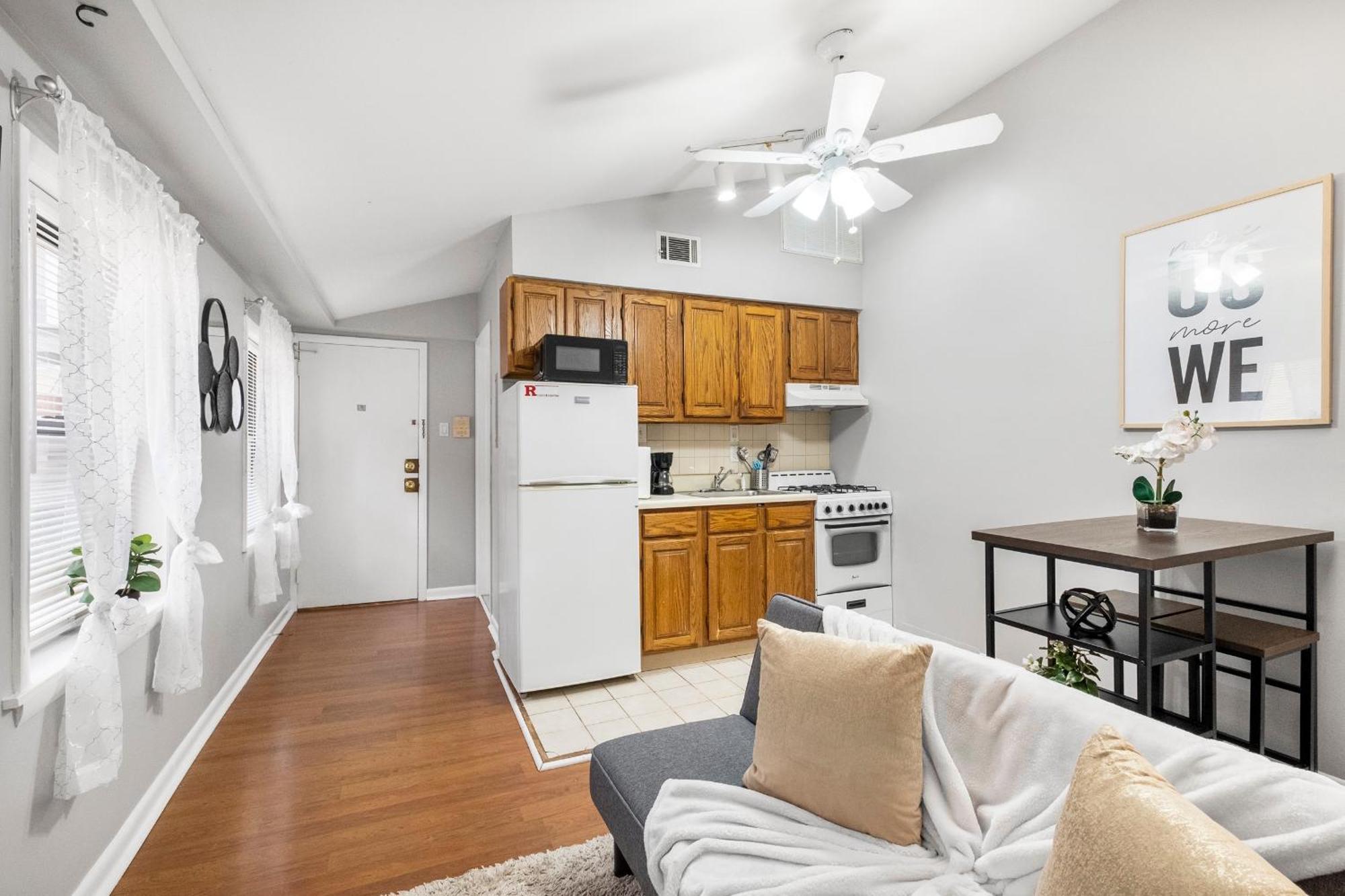 Apartment Contemporary 1br Urban Retreat *