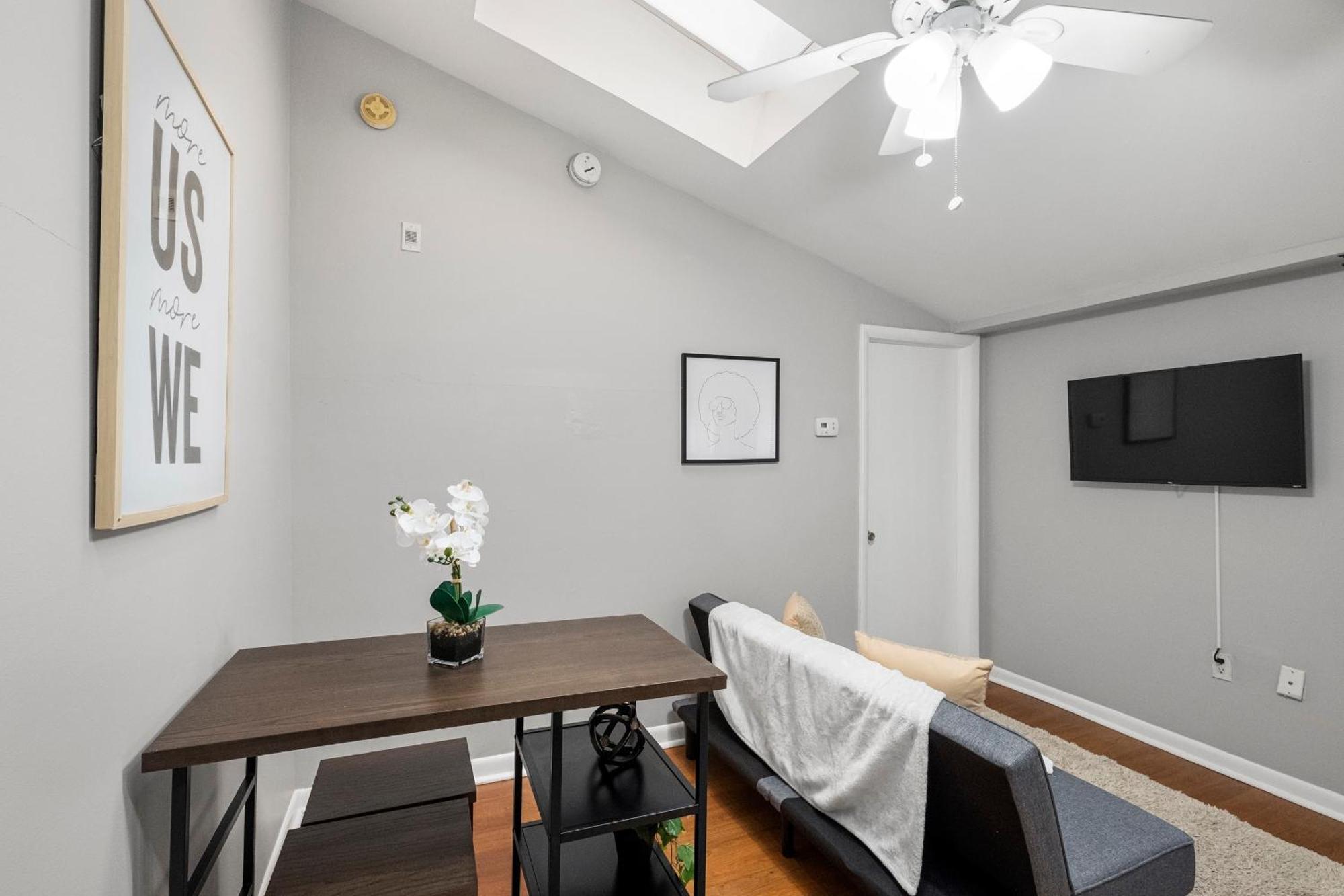 Contemporary 1br Urban Retreat Apartment *